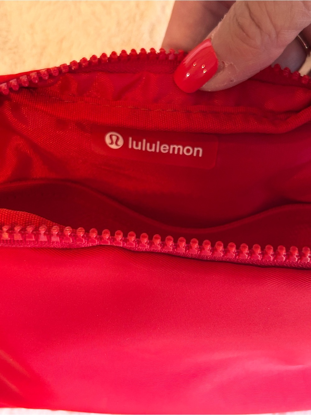 lululemon Athletica Everywhere Crossbody Bag - Cherry/Silver Sling, 1L - Picture 5 of 11